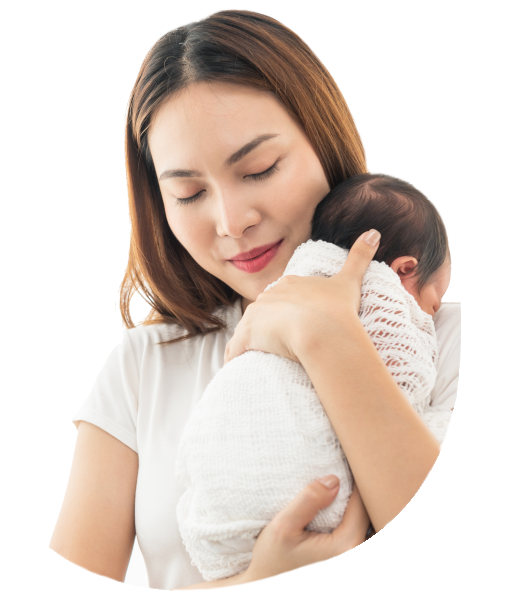 mom holding baby close birth injury lawyer